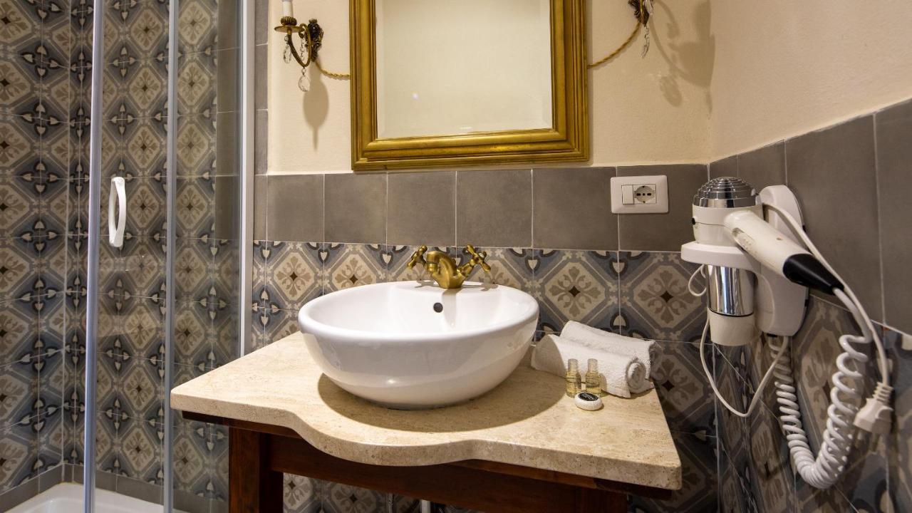 Casa Satta 1925 Hotel Olbia Kültér fotó