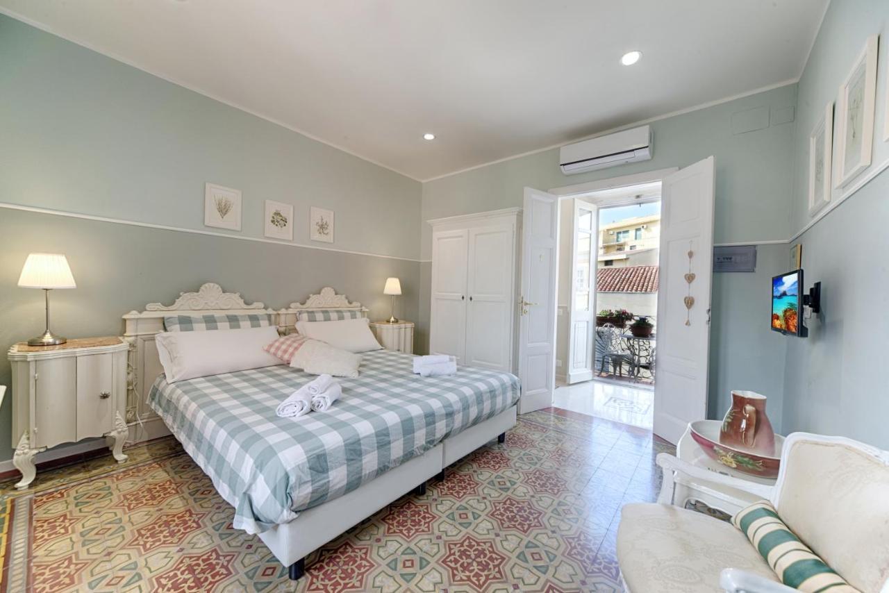 Casa Satta 1925 Hotel Olbia Kültér fotó